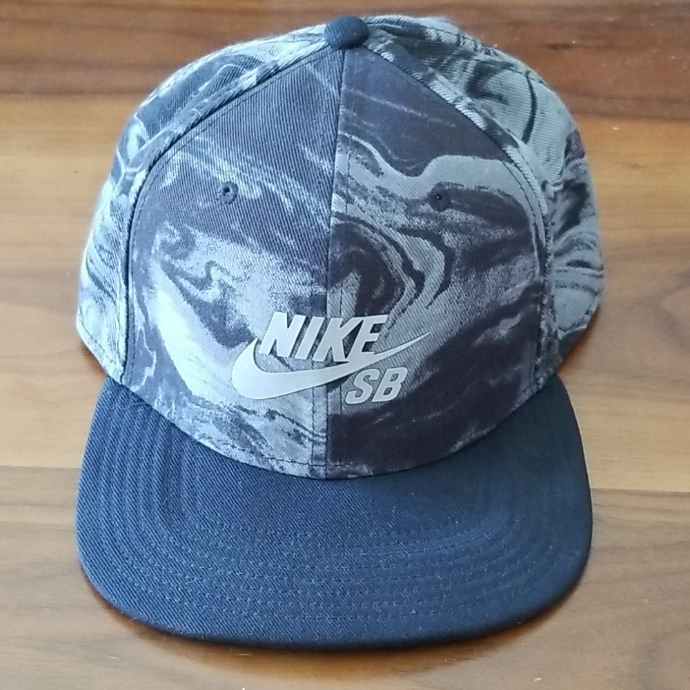 Nike SB adjustable hat